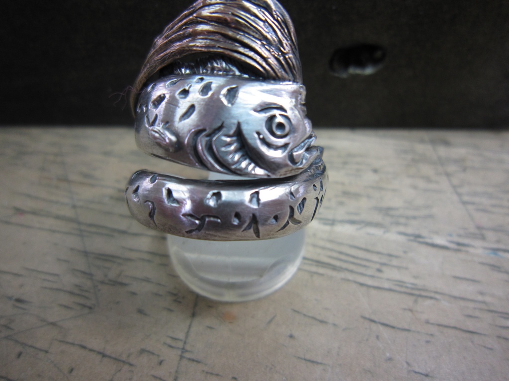 リュウグウノツカイリング