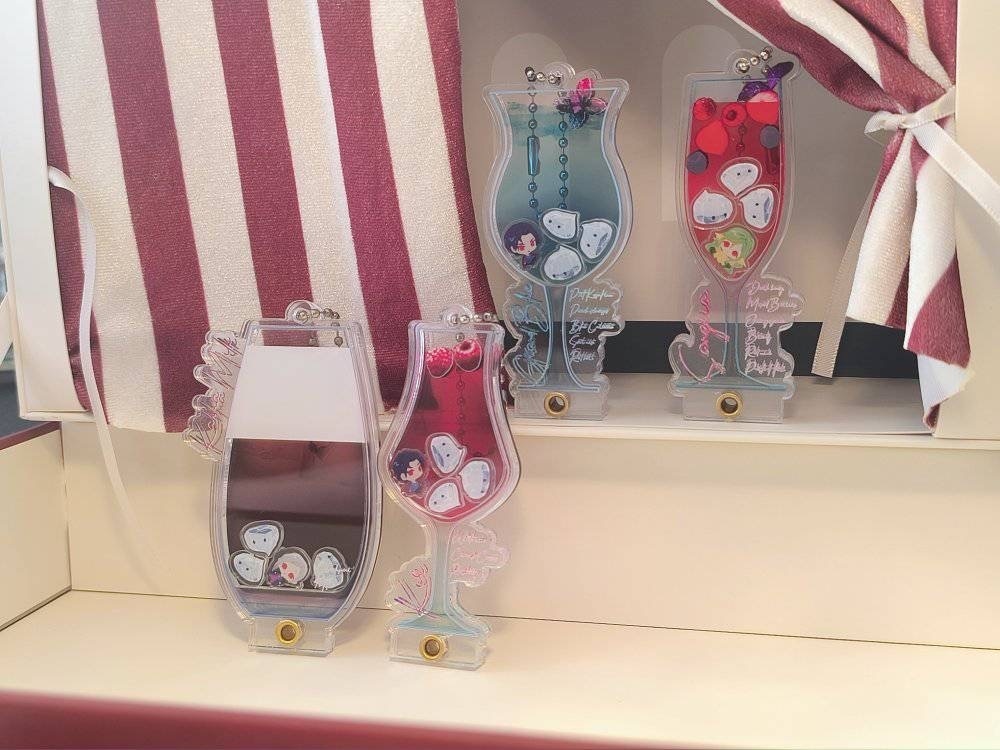 カクテルシャカシャカキーホルダー