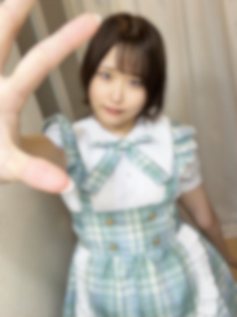 #16 制服+アイドル衣装