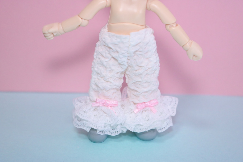 ボリュームフリルフレアパンツ