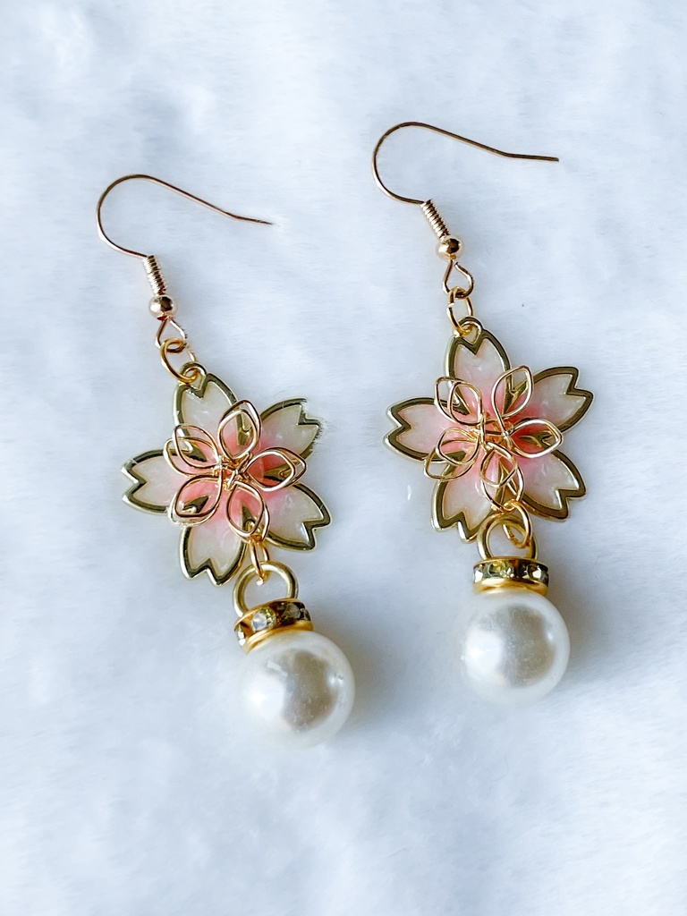 さくらみこイメージ 耳飾り