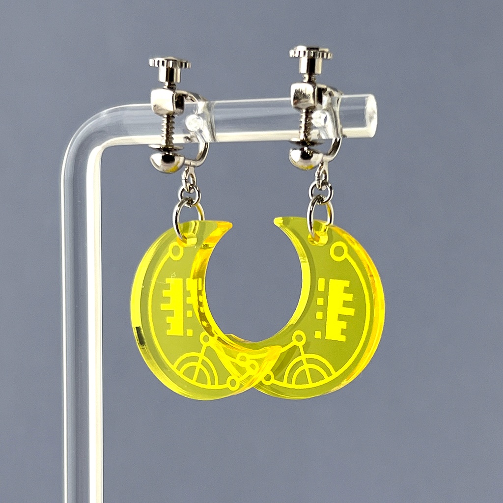 【moon】ピアス・イヤリング|アクリルアクセサリー ユニーク|三日月|個性的|かっこいい|黄色|クリア|軽い|透明|デジタル