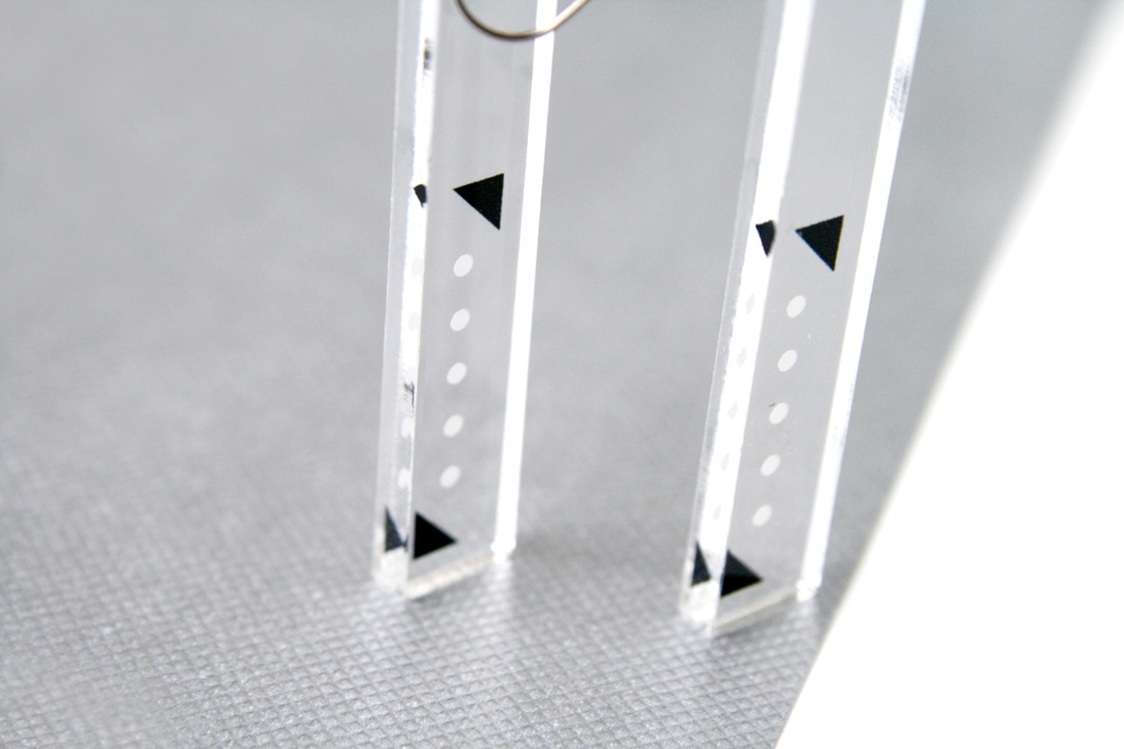 【サイレンス】ピアス・イヤリング│アクリルアクセサリー│ユニーク│モード│個性的│ストリート│クリア│エモ