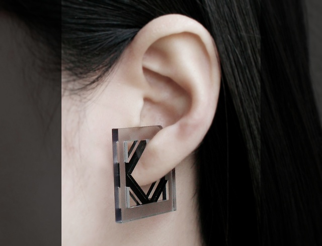 【square_audio : green】イヤカフ|アクリルアクセサリー|||ユニーク|個性的|メンズ|かっこいい|四角|音楽|モード系|ストリート系