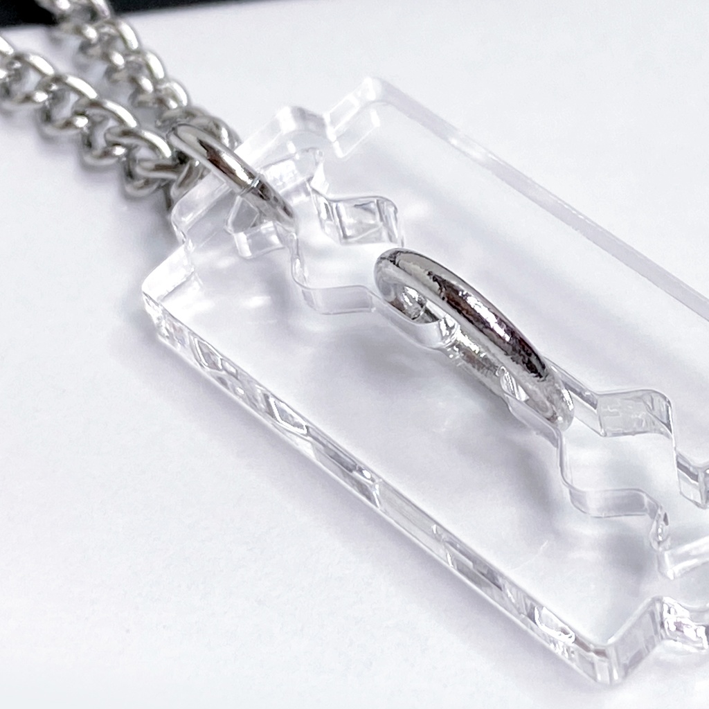【カミヒトエ】ネックレス│アクリルアクセサリー│ユニーク│ストリート系|モード系|ロック│個性的│かっこいい│クリア│メンズ