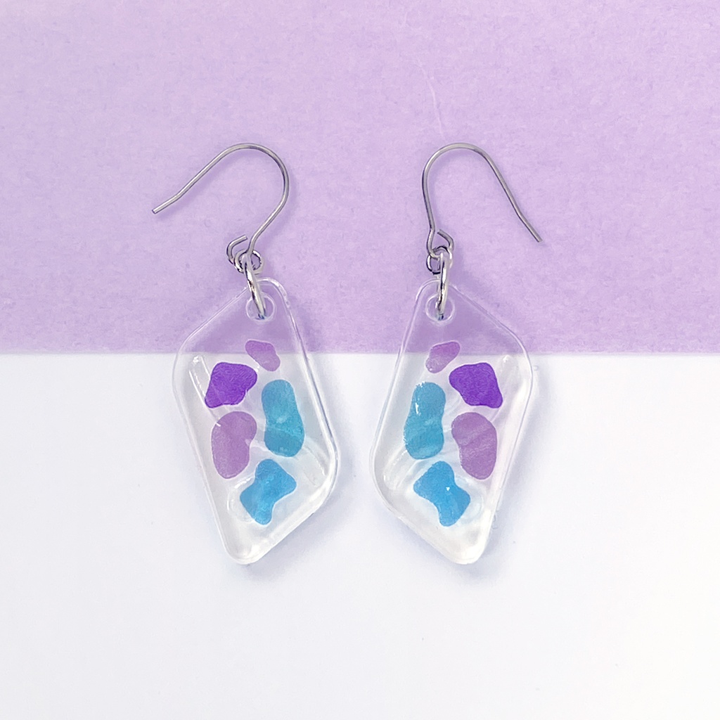 【水面に滲む色】ピアス・イヤリング││アクリルアクセサリー|スタイリッシュ|かわいい|夏|きらきら|透明│揺れる│クリア