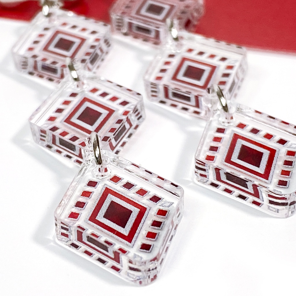 【bijou/red】ピアス・イヤリング||アクリルアクセサリー|スタイリッシュ|赤|ダイヤ|アンティーク|透明|揺れる|クリア|フェイクピアス|ネイティブ