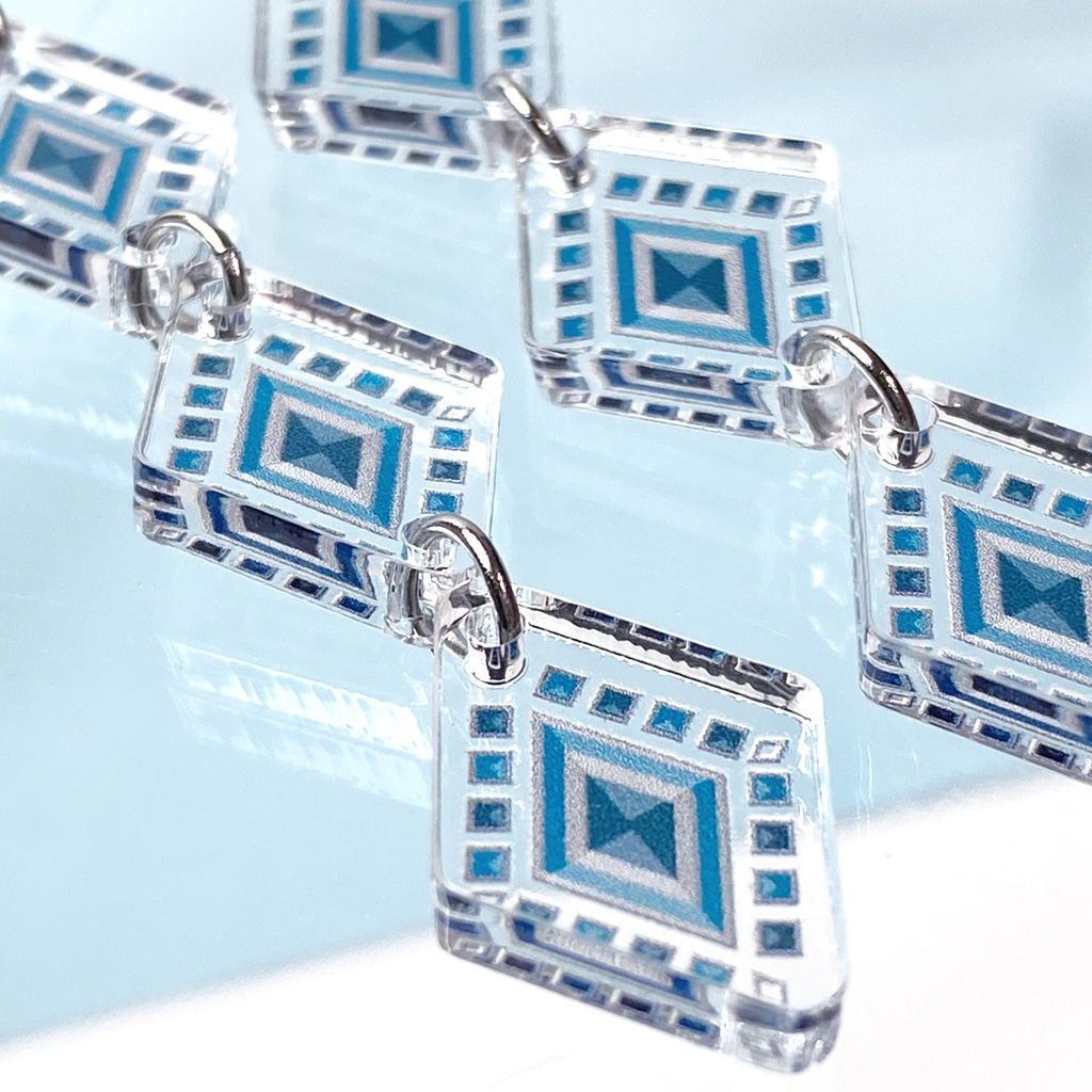 【bijou/blue】ピアス・イヤリング||アクリルアクセサリー|スタイリッシュ|青|水色|ダイヤ|アンティーク|透明|揺れる|クリア|フェイクピアス|ネイティブ