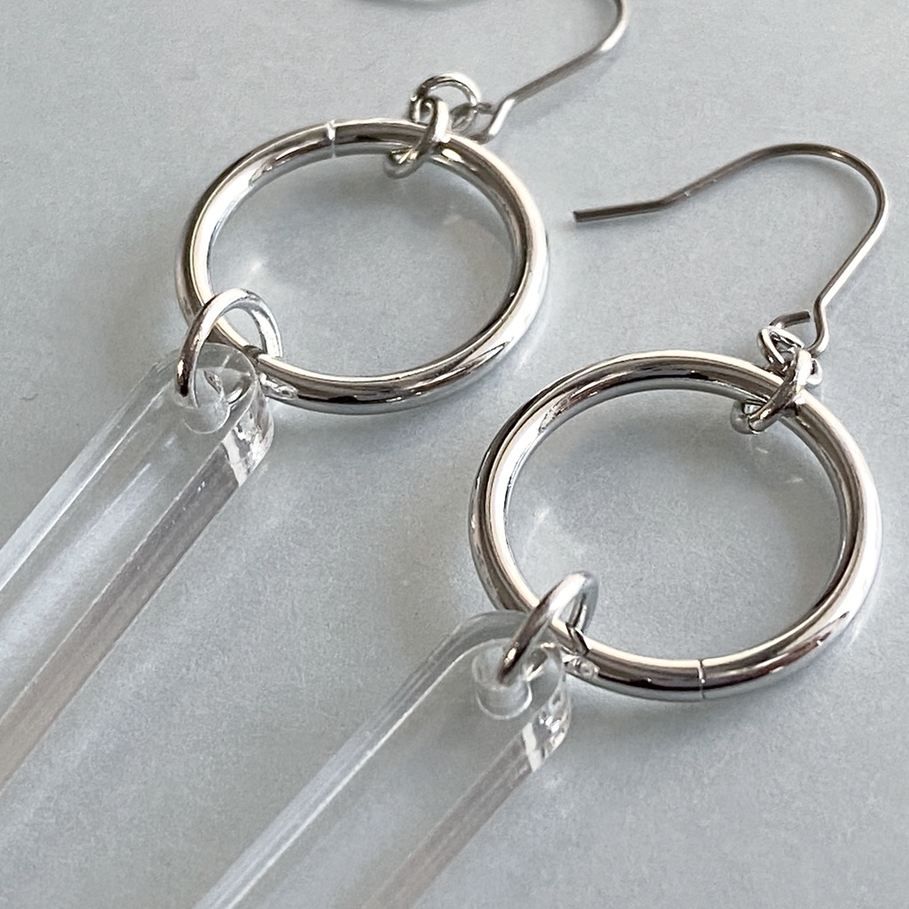 【air】ピアス・イヤリング|||アクリルアクセサリー|大ぶり|スタイリッシュ|スティック|夏|透明|揺れる|クリア|フェイクピアス|ユニセックス