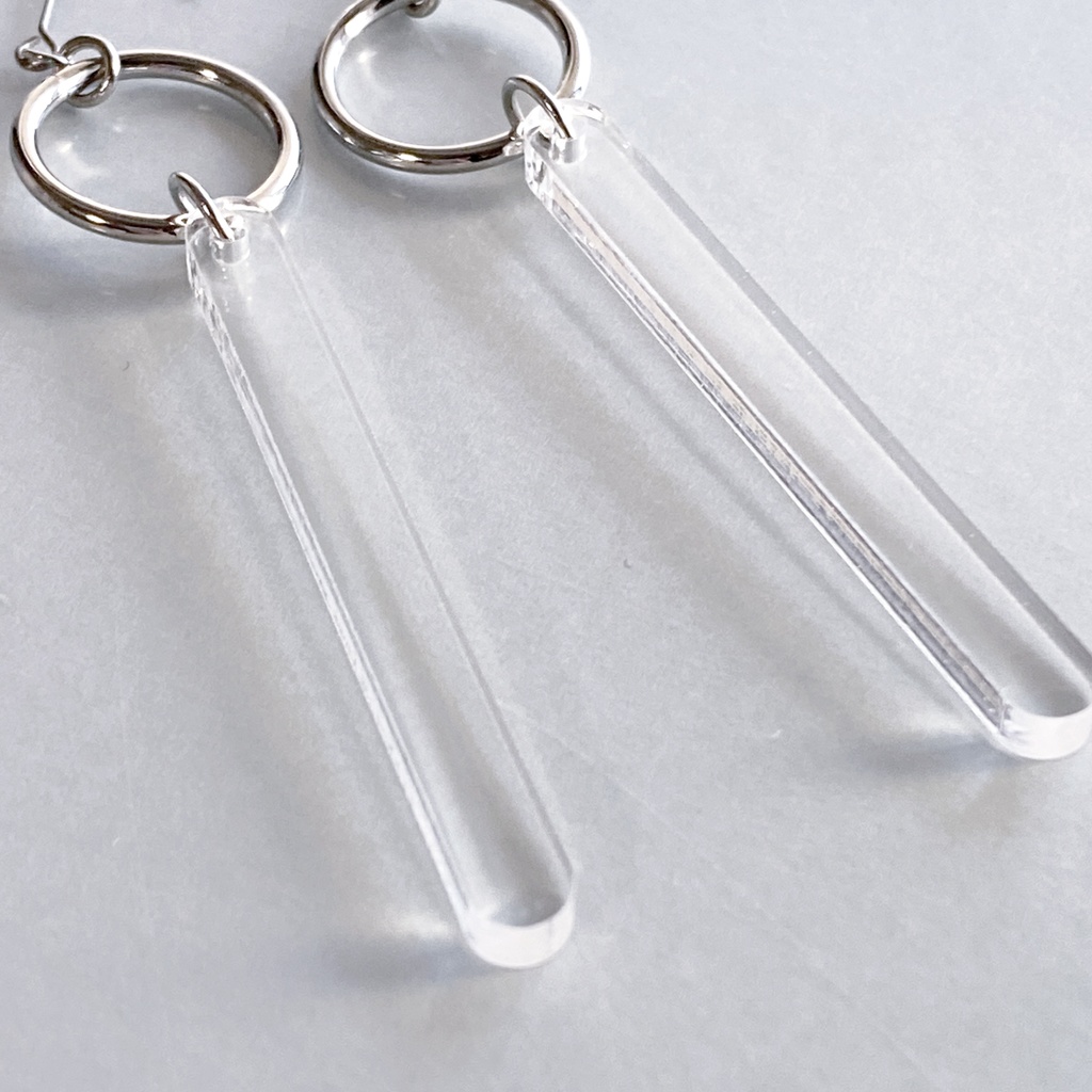 【air】ピアス・イヤリング|||アクリルアクセサリー|大ぶり|スタイリッシュ|スティック|夏|透明|揺れる|クリア|フェイクピアス|ユニセックス