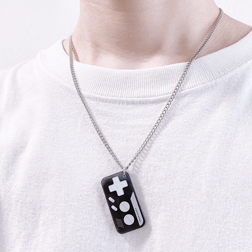 【controller_black】ネックレス|アクリルアクセサリー|||ユニーク|モード系|ストリート系|ゲーム|個性的|カッコイイ|サージカルステンレス|メンズ|コントローラー|薬|クリア|黒