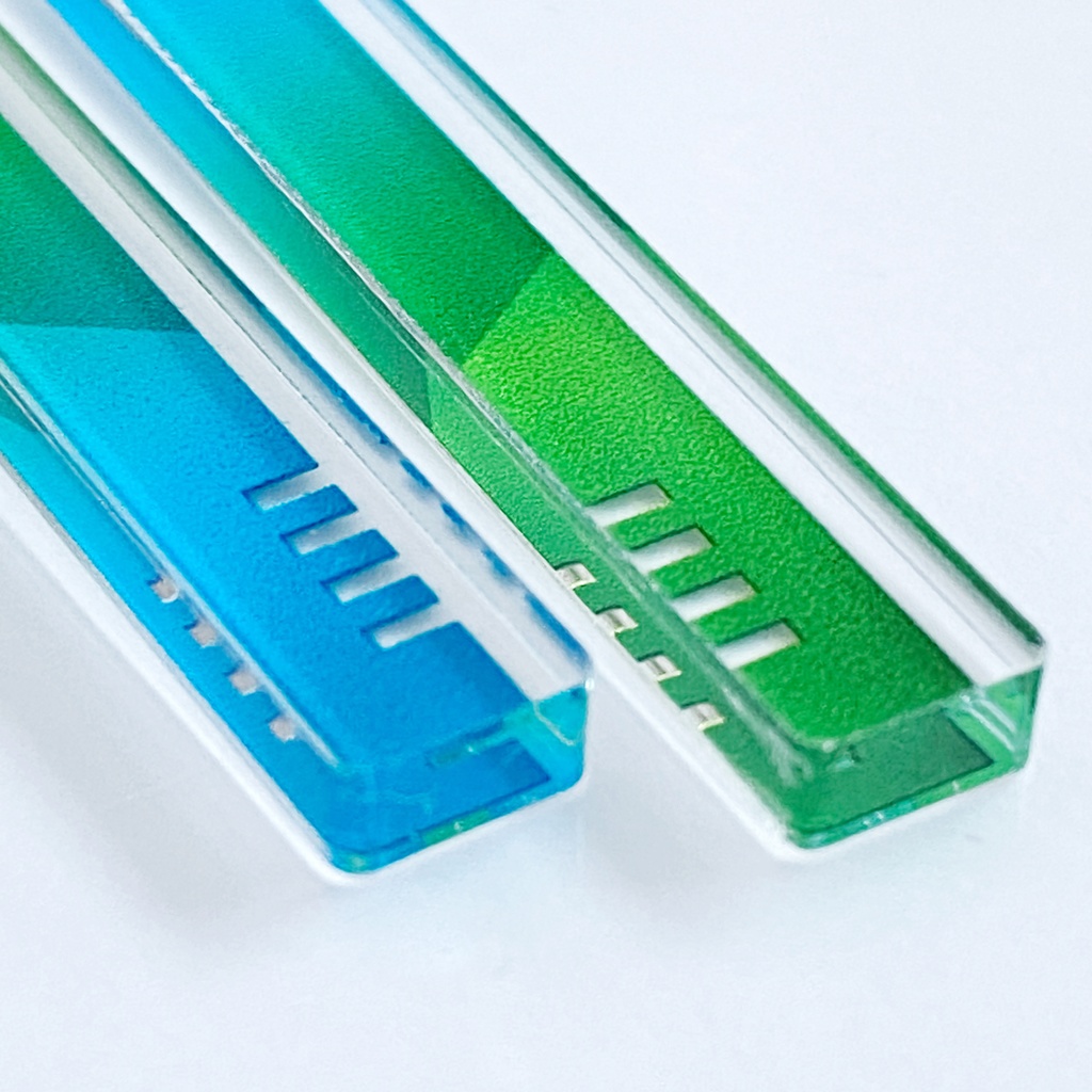 【hourglass/green】ピアス・イヤリング|アクリルアクセサリー|||モード系|ユニーク|個性的|ストリート系|メンズ|スティック|揺れる|緑|スタイリッシュ