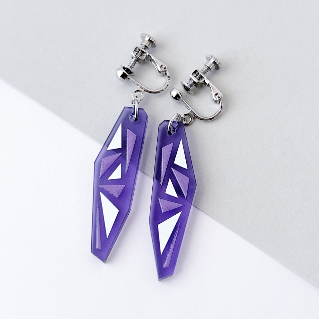 【stained glass/purple】ピアス・イヤリング|アクリルアクセサリー||ユニーク ステンドグラス 個性的 かっこいい 浴衣 三角 紫