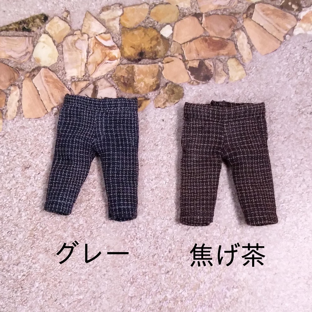 チェック織り柄スラックス