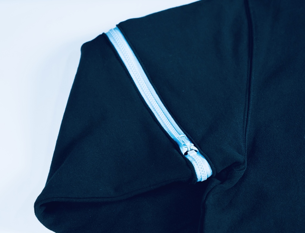 【みくぱコラボアイテム】スリーブ切り替えスウェット