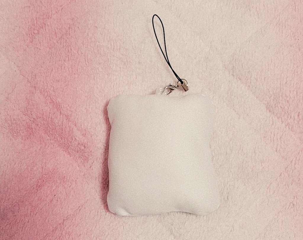 アテムとお星さまのミニクッションキーホルダー