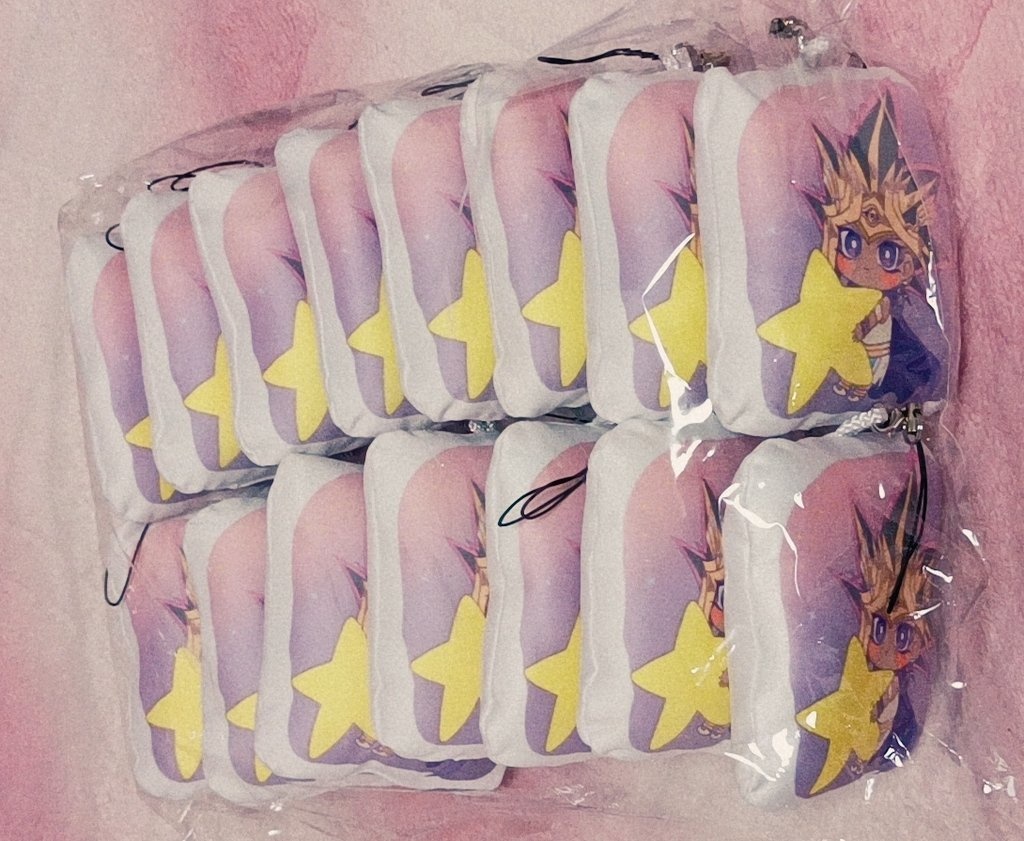 アテムとお星さまのミニクッションキーホルダー