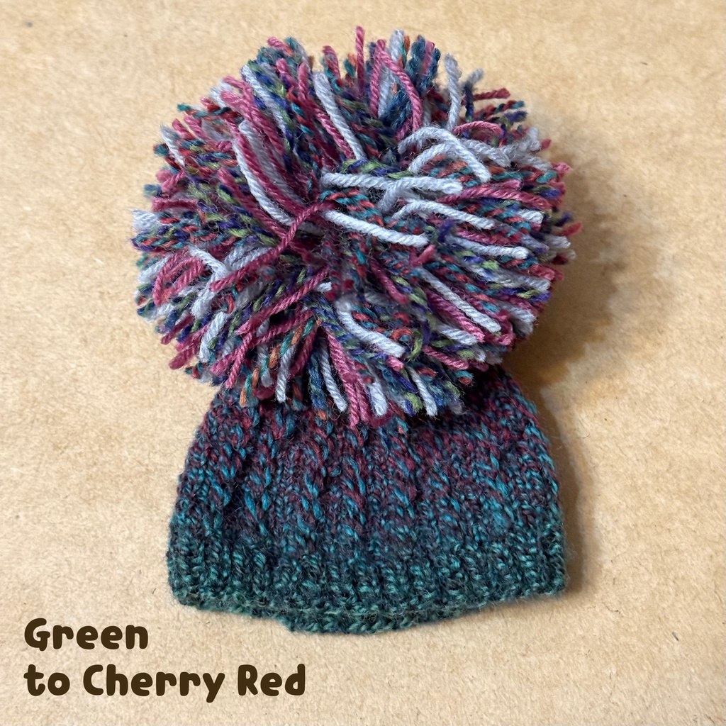 【11cmぬい用】大きなポンポン付きニットキャップ