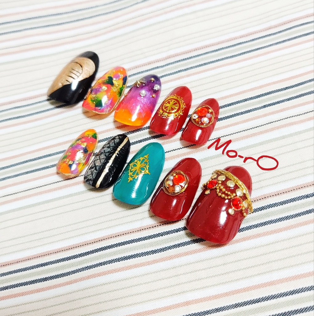 【ツイステ】スカラビア寮モチーフネイル