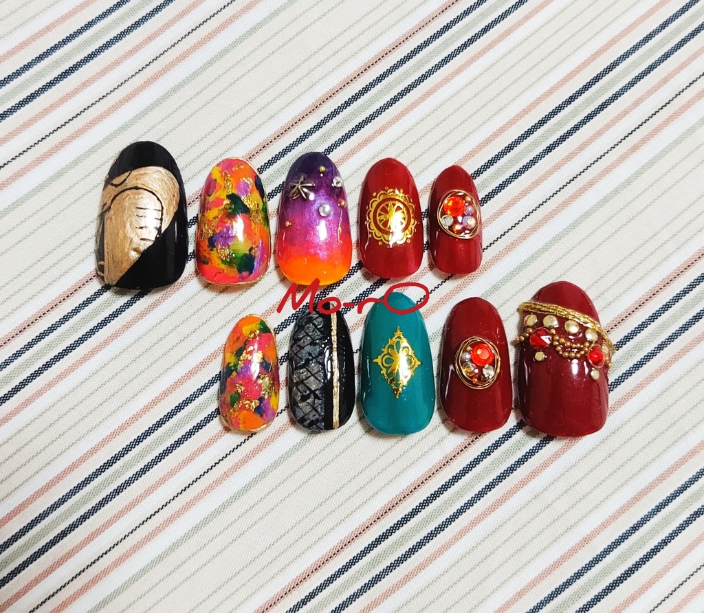 【ツイステ】スカラビア寮モチーフネイル