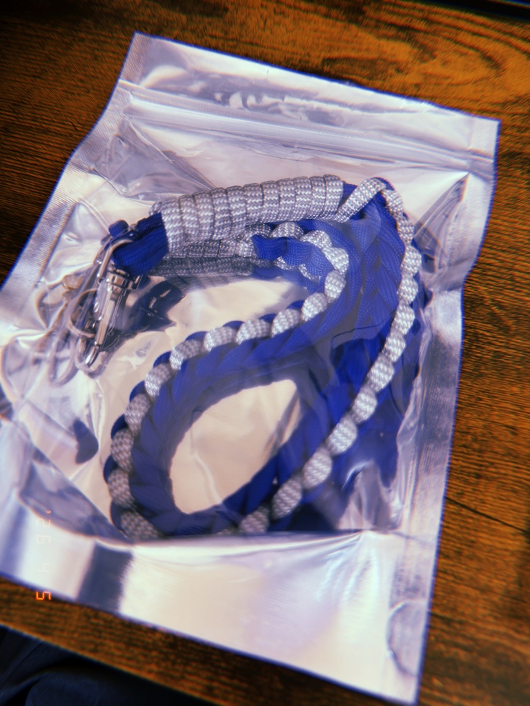 推し色スマホハンドストラップ②