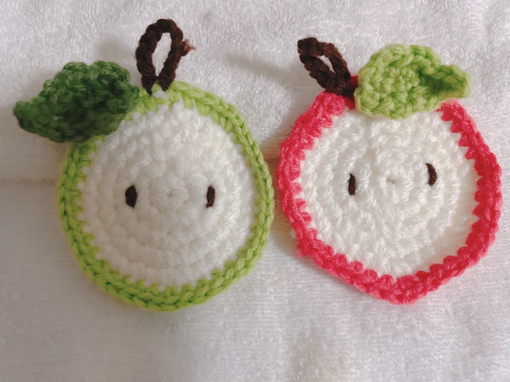 リンゴ柄 アクリルたわし