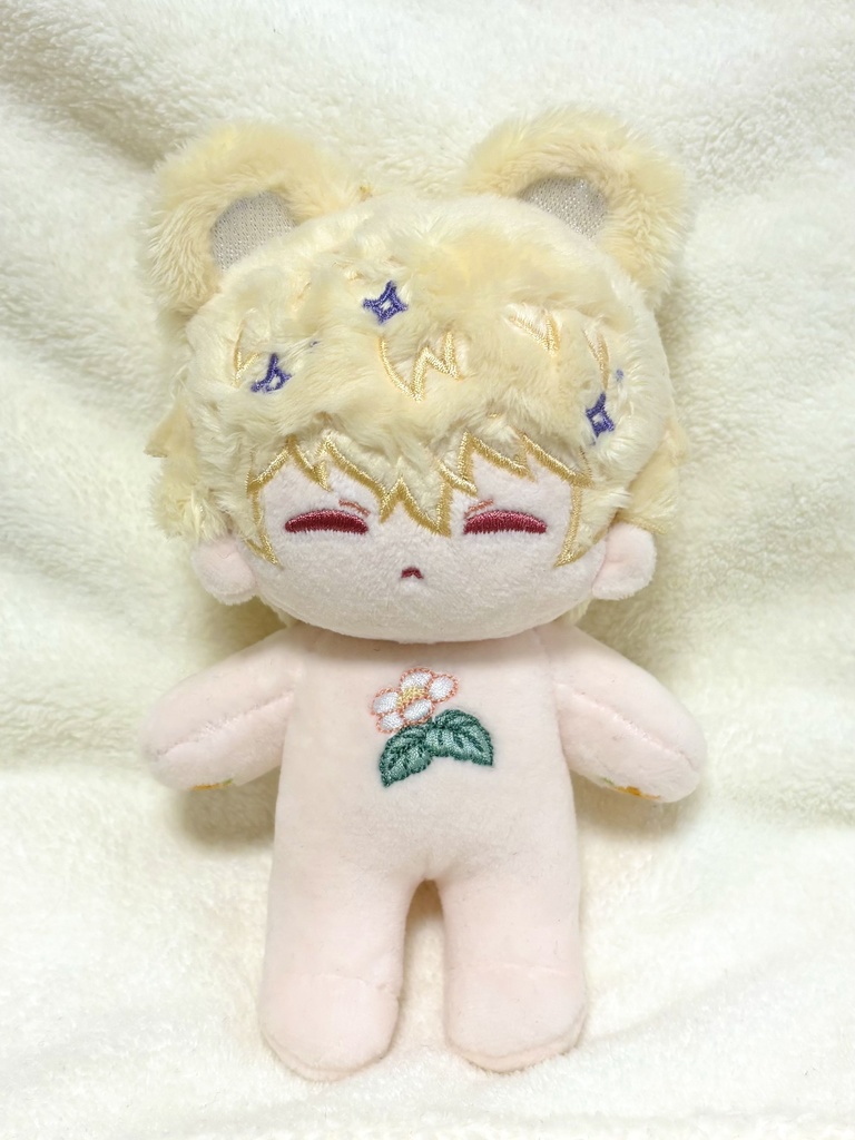 ぬいぐるみ 子グマ「luce」 10cm (髪色が少し濃い再販分を11月初めに別の商品ページで販売します)