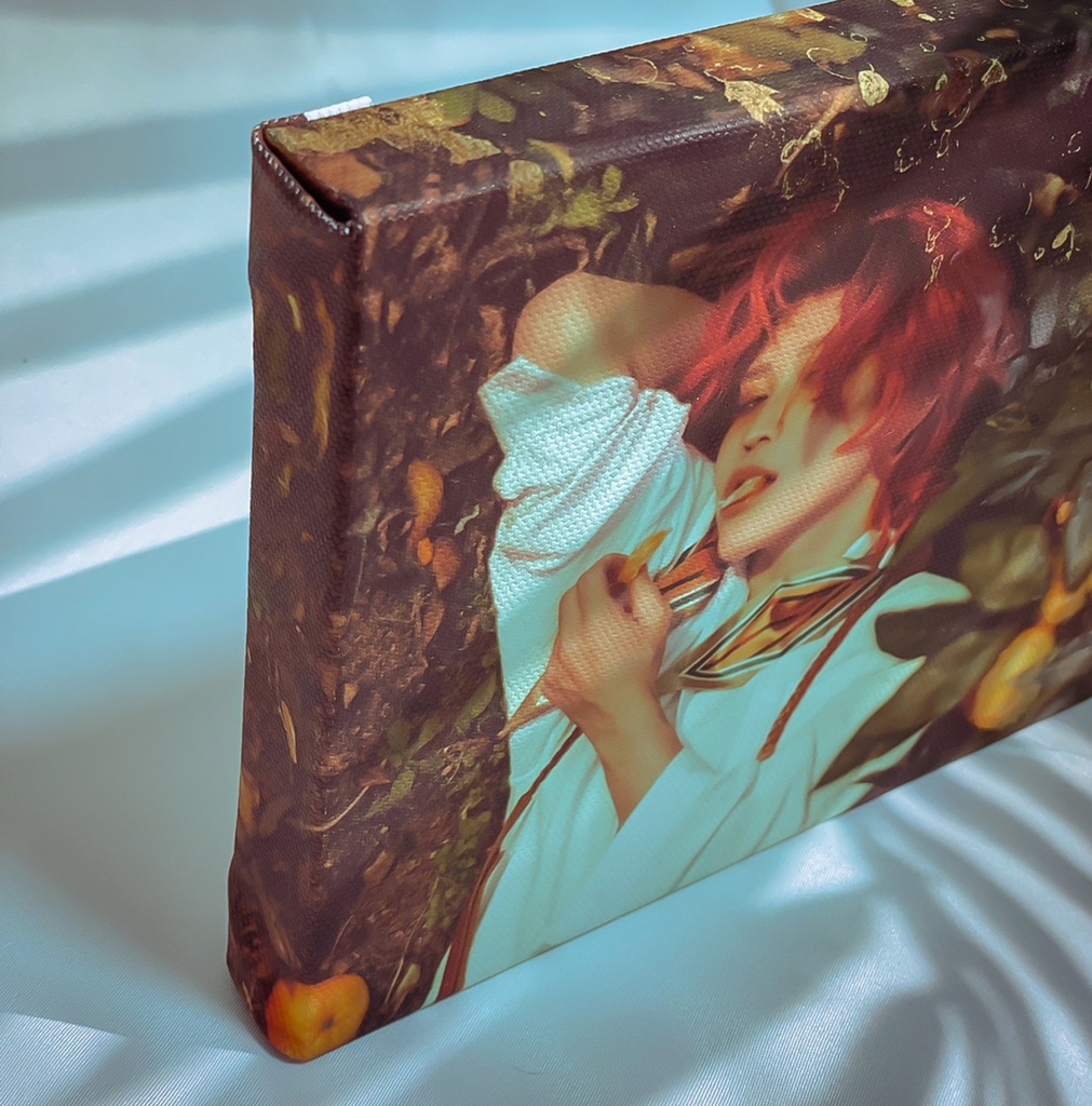 展示A STORM IN THE HANDS