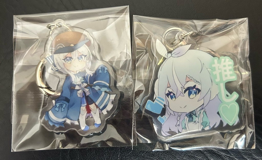 海萌かいなアクリルキーホルダー新・旧衣装