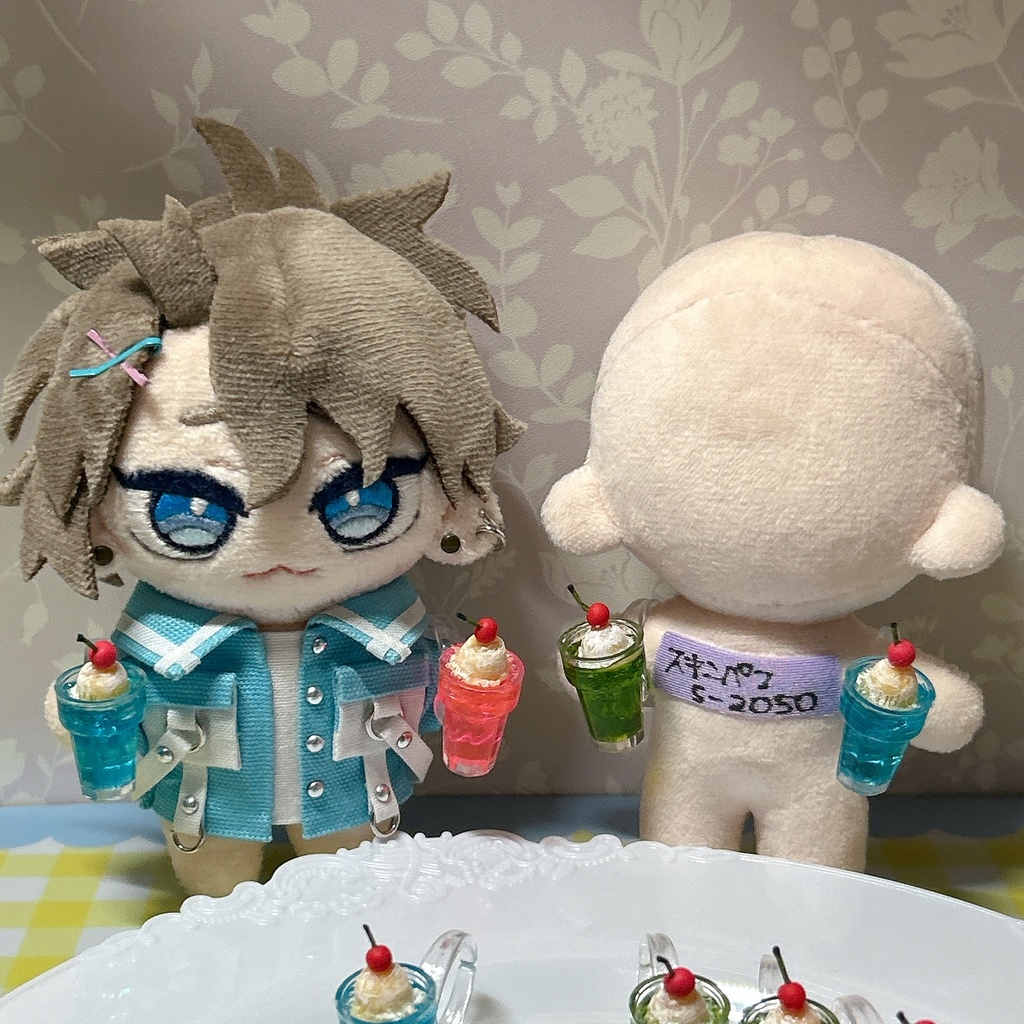 手持ちクリームソーダ