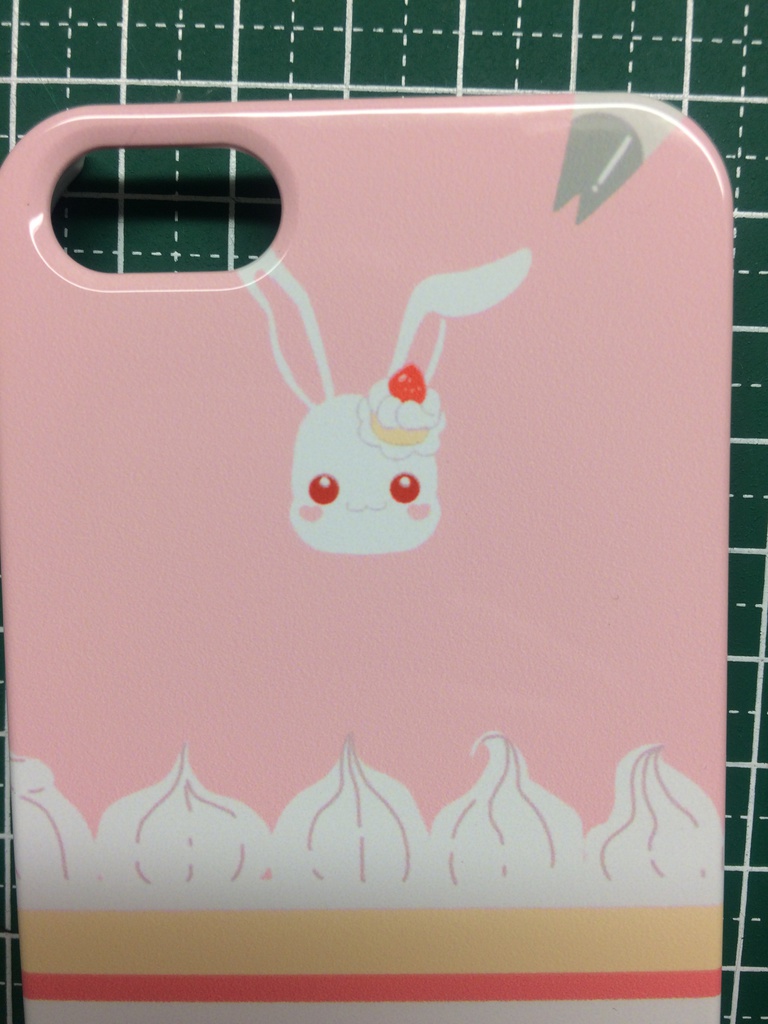 キュアホイップiPhoneケース