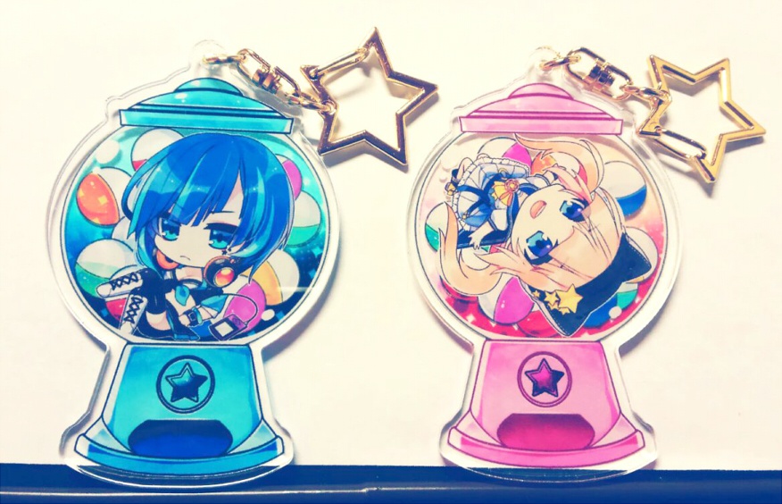 【創作】ガチャガチャ!カプセルマシンキーホルダー