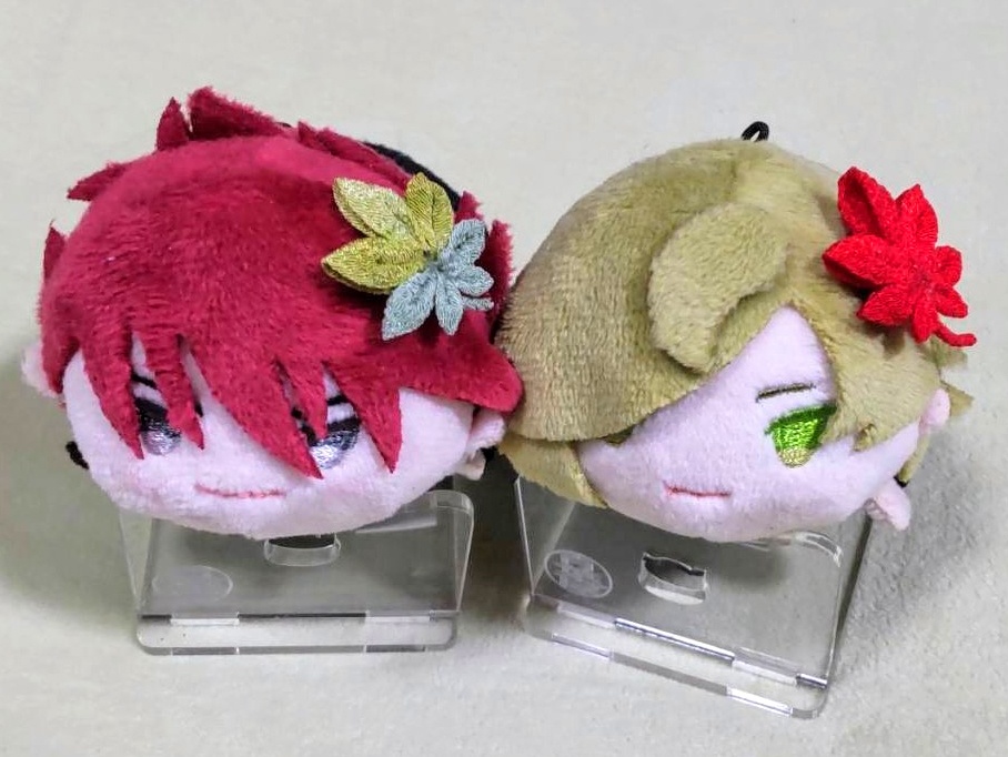 もみじ型アクセサリー