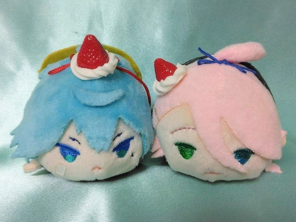 クリーム付き苺&チェリー型アクセサリー