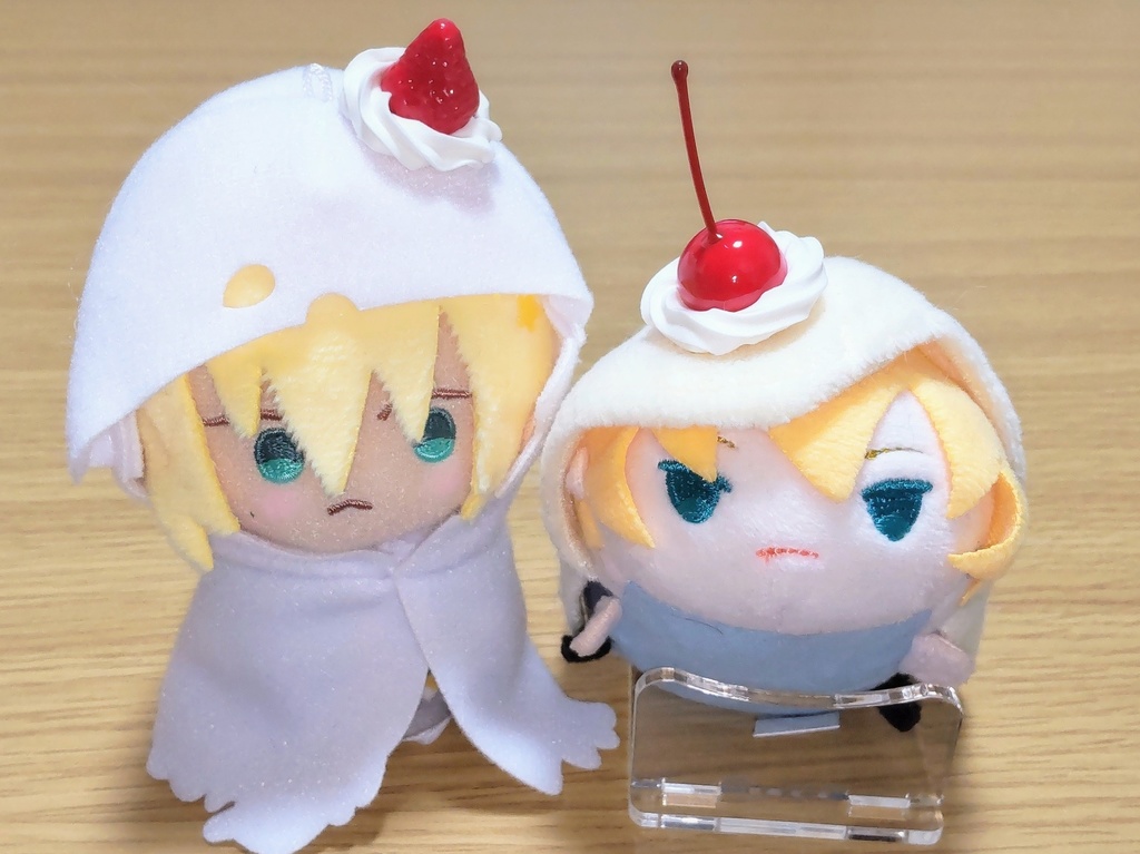 クリーム付き苺&チェリー型アクセサリー
