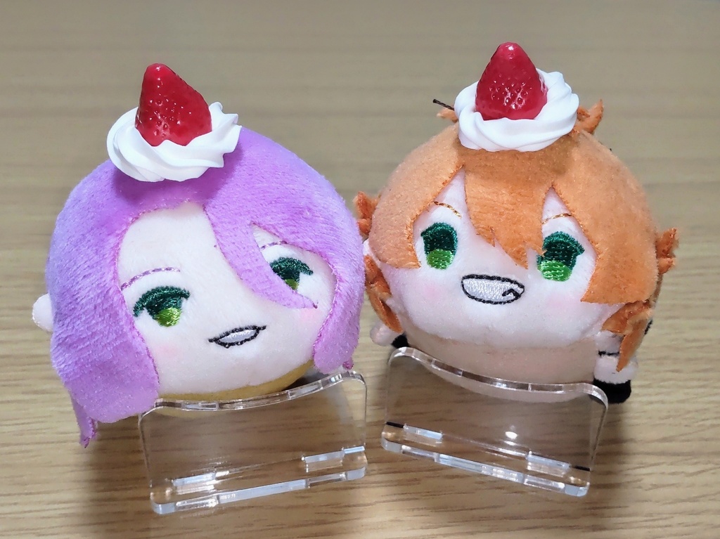 クリーム付き苺&チェリー型アクセサリー