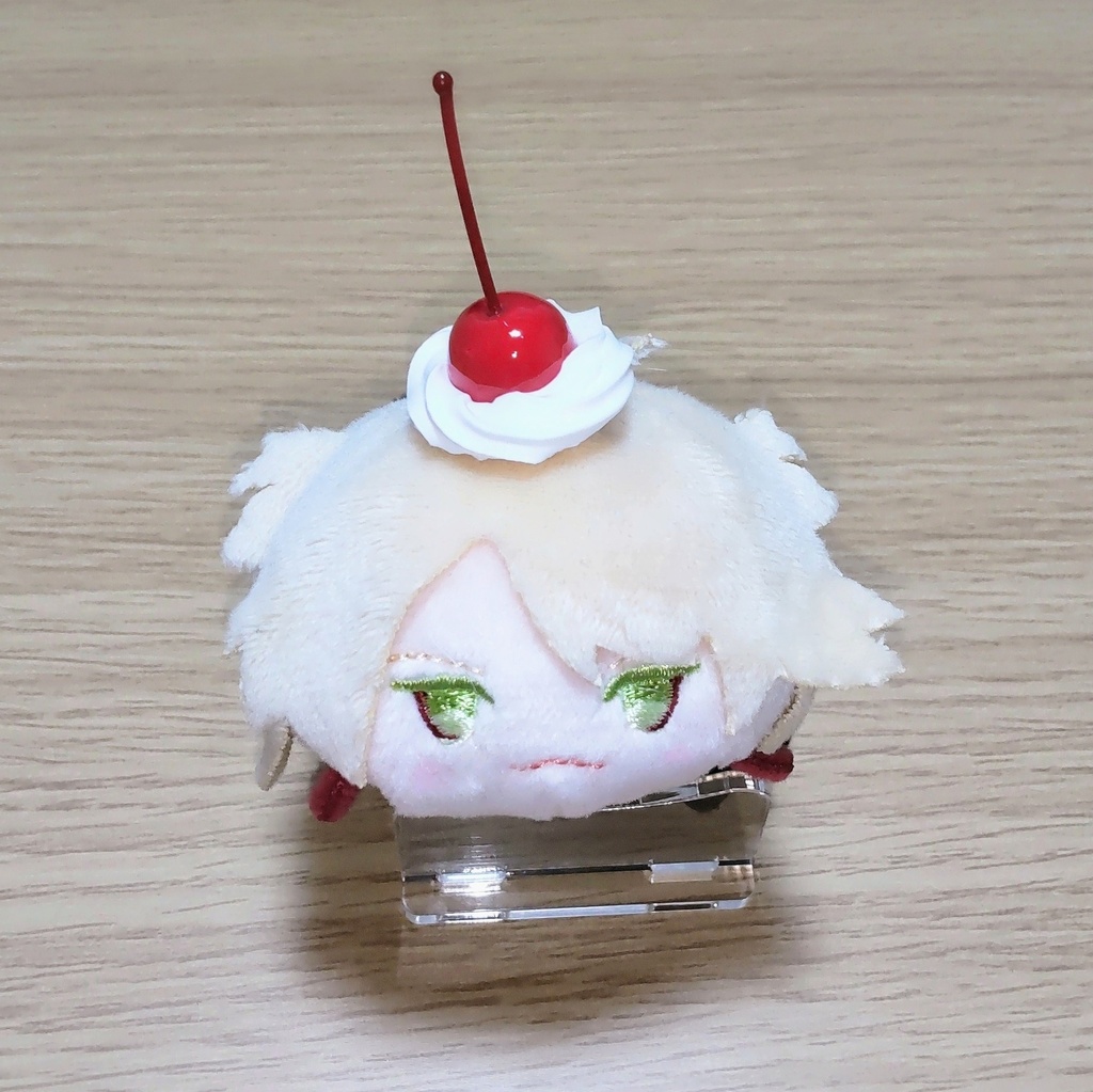 クリーム付き苺&チェリー型アクセサリー