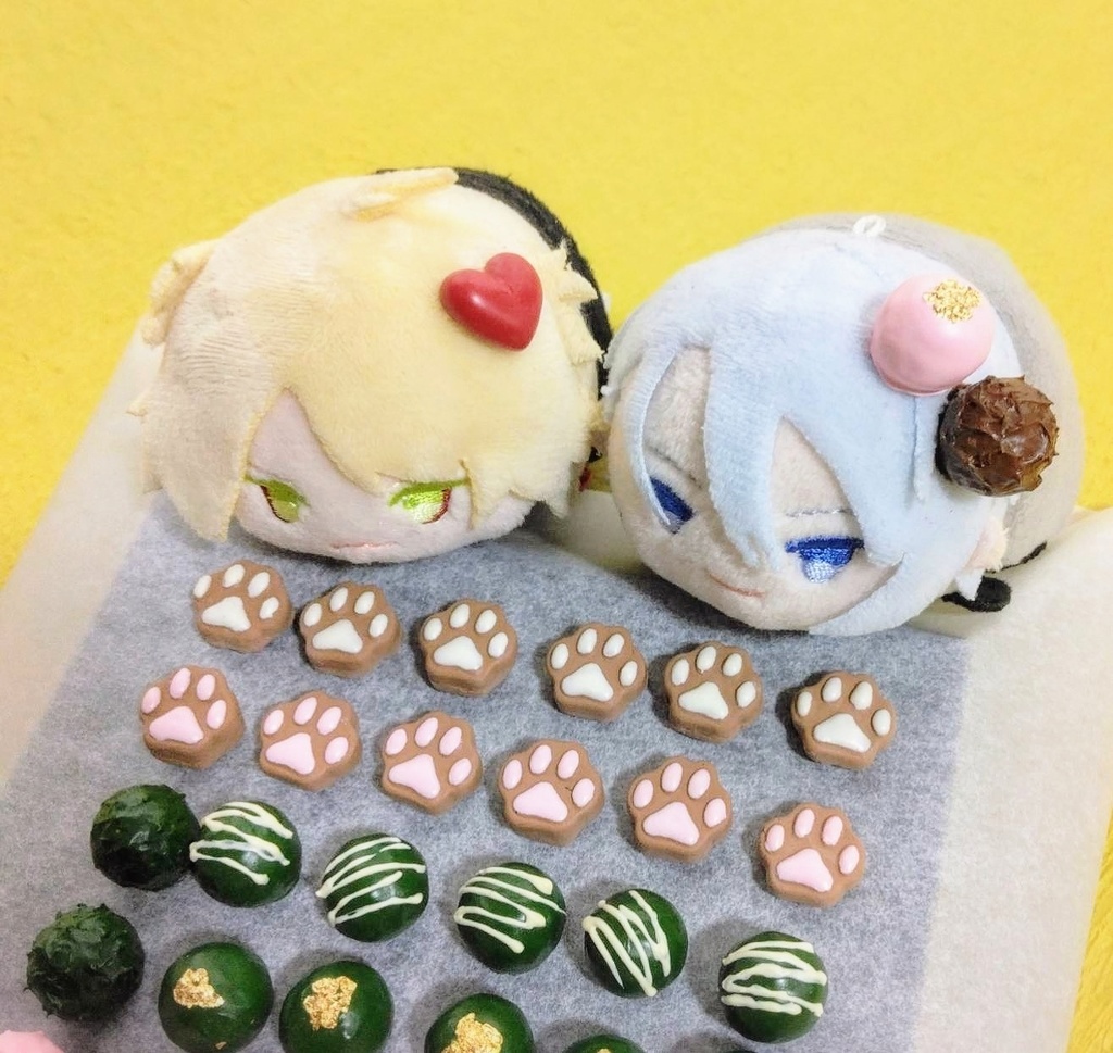 チョコ型アクセサリー