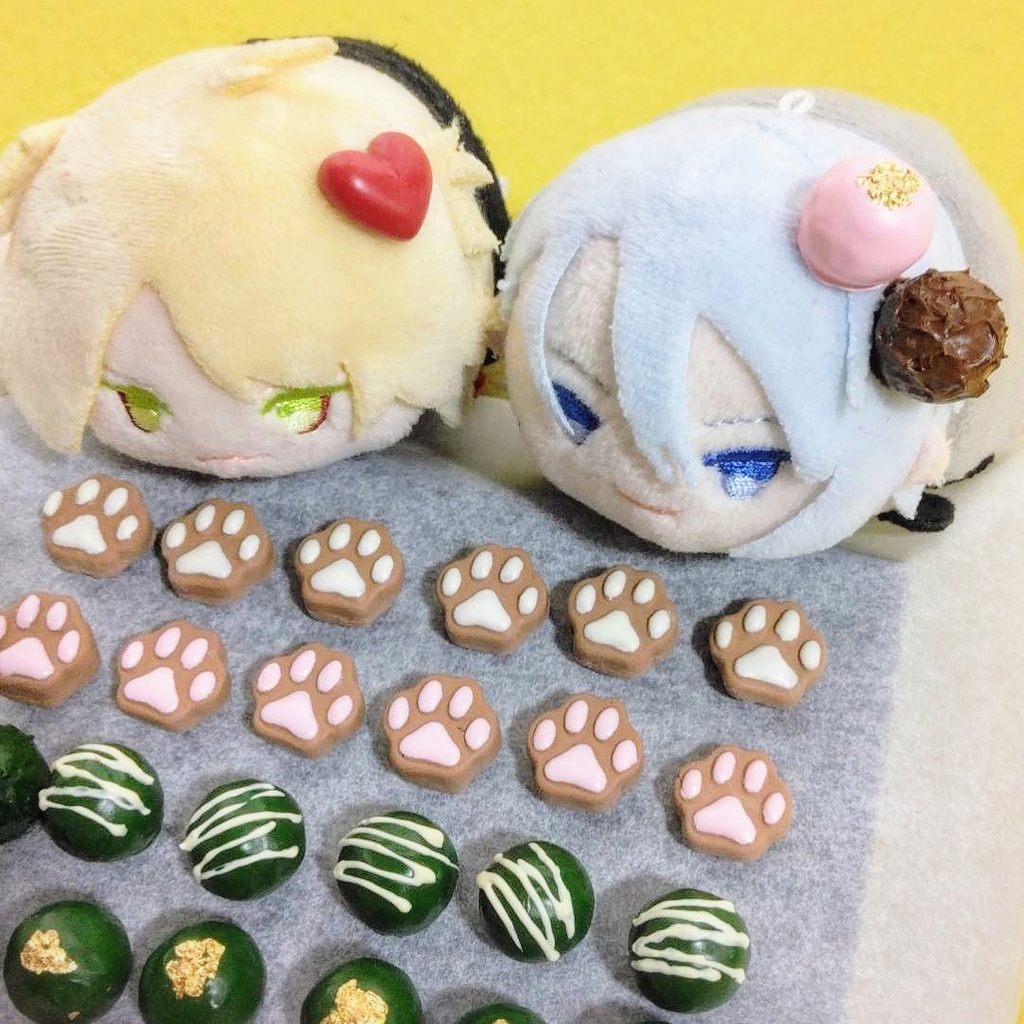 チョコ型アクセサリー