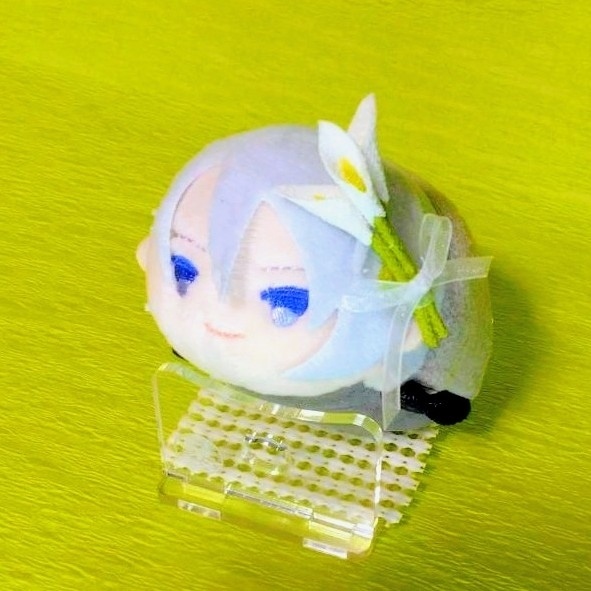 カラーの花束型アクセサリー