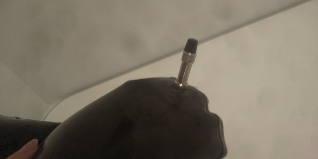 インフレタブル ラバー ピロー