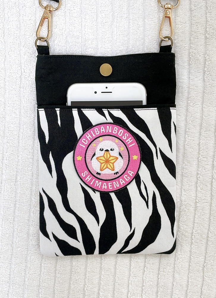 シマエナガ スマホショルダー(ゼブラ)