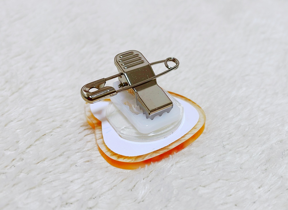 花丸あげたいにゃんぷっぷー(blobcat)アクリルバッジ