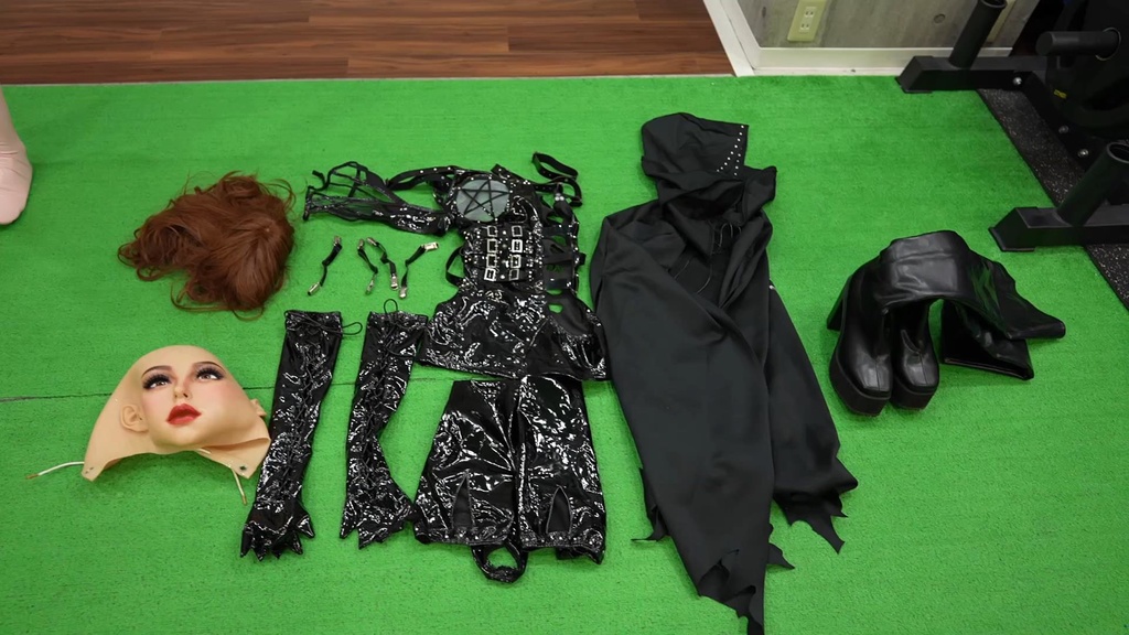 ムチ体験&衣装着替え編(くみっきー・Kumiki)