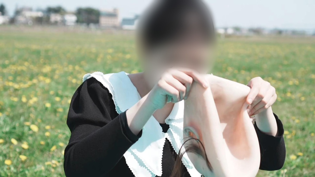 マスク着脱オフショット(ティナ)