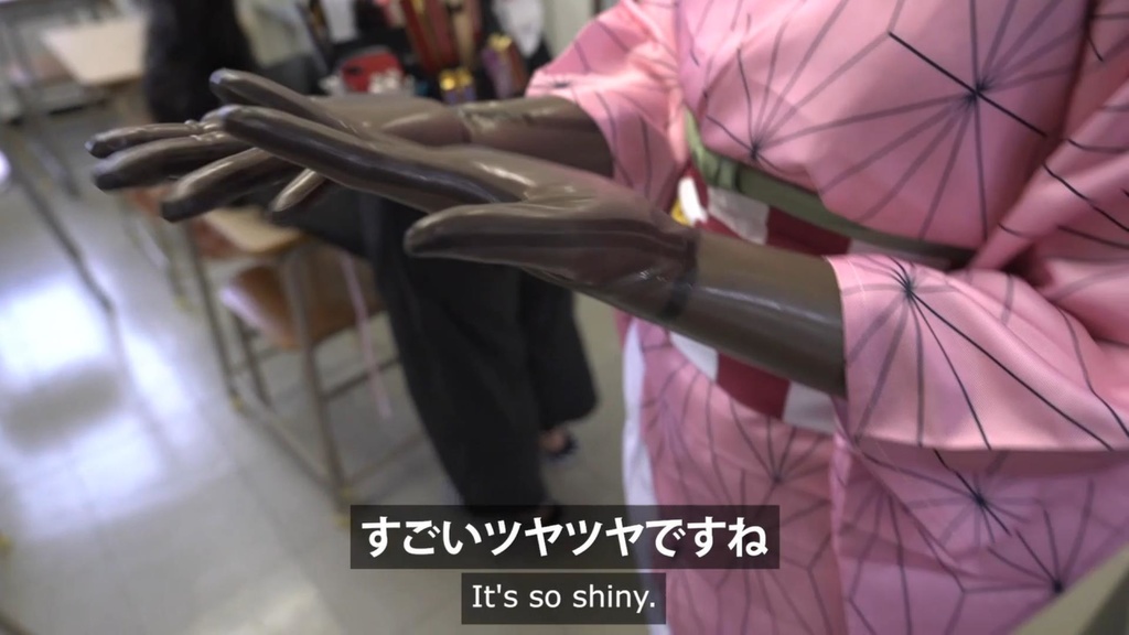 【オフショット】撮影スタジオを堪能した女覆面スパイを熱湯へ突き落とす!?編