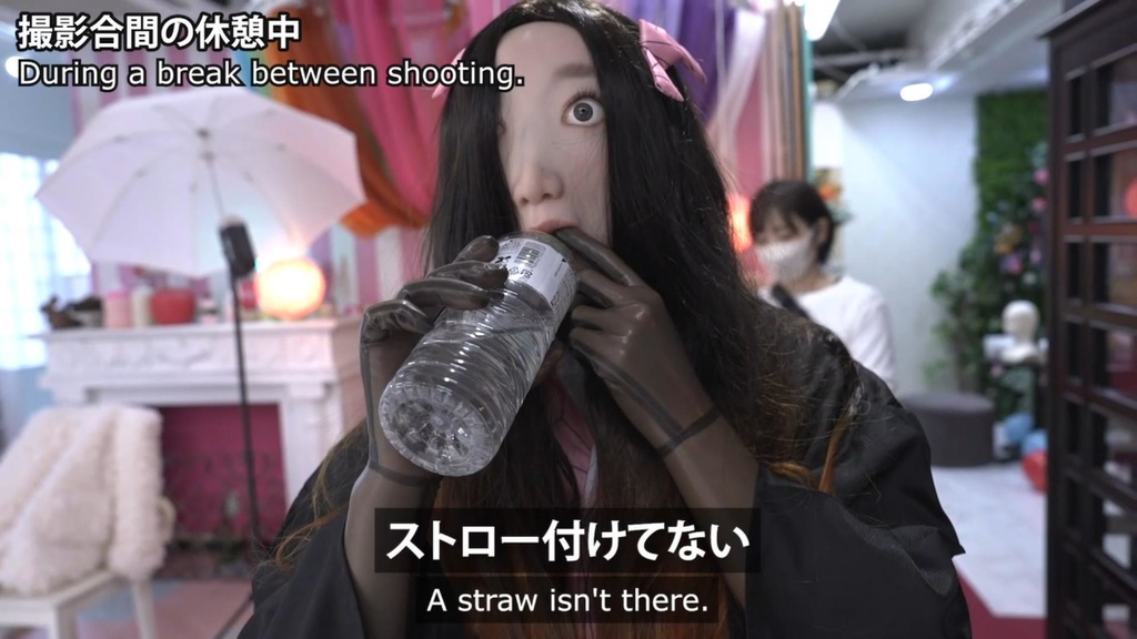 【オフショット】撮影スタジオを堪能した女覆面スパイを熱湯へ突き落とす!?編