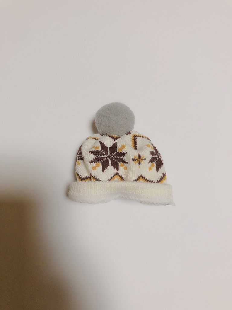 おまんじゅう　お帽子　おしゃれグレー