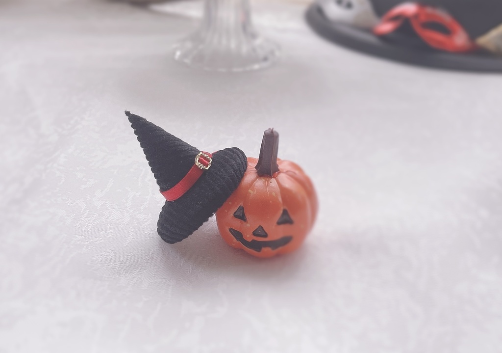 魔女っ子お帽子赤×ゴールド