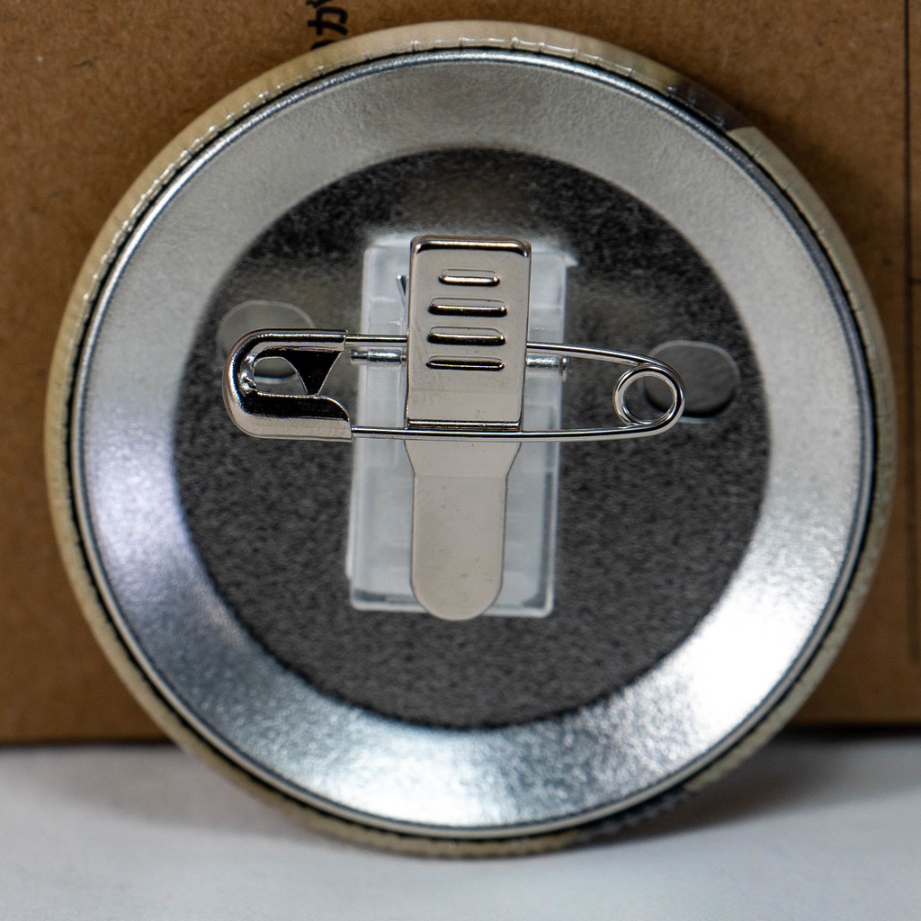 缶バッジ「仔だぬき」